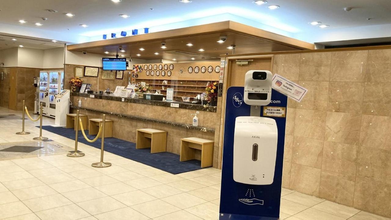 Toyoko Inn Tokyo Shinjuku Kabukicho Екстер'єр фото