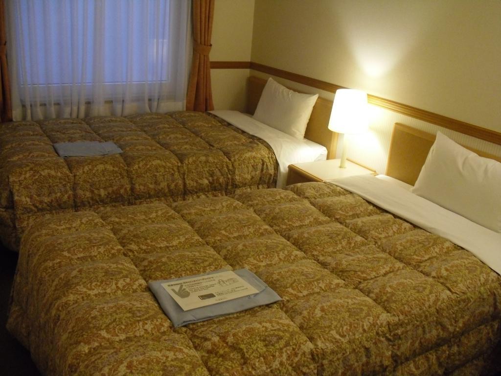 Toyoko Inn Tokyo Shinjuku Kabukicho Екстер'єр фото